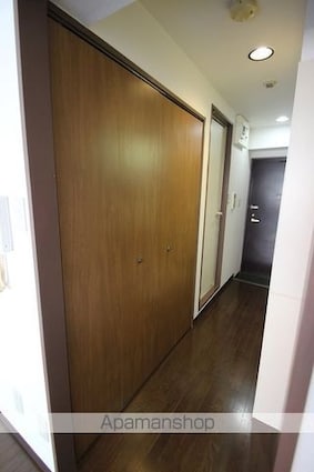メインステージ中野弥生町[1R/20.08m2]の玄関