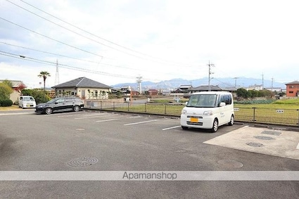 フィラント長尾Ｎ[2DK/45.53m2]の駐車場