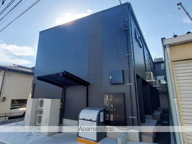 シャルム泉中央の外観写真