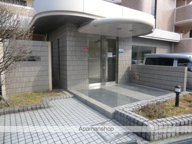 マンショングランメールの玄関写真
