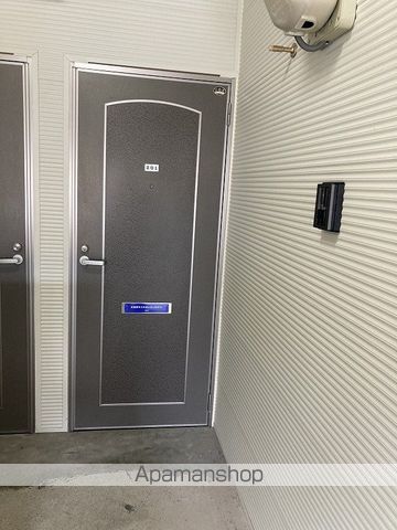 トゥルースの玄関写真