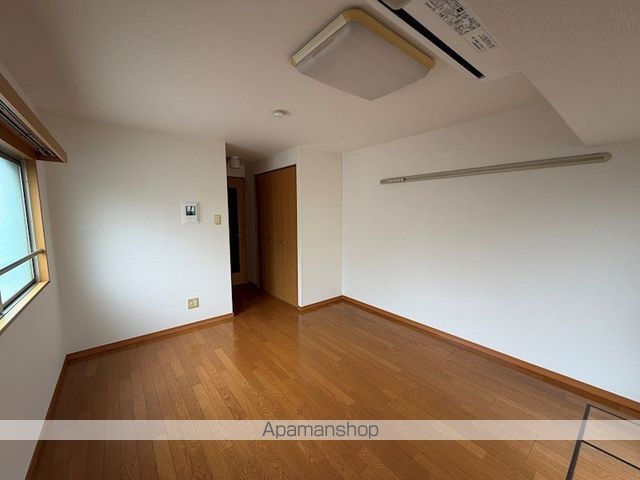 プレール・ドゥーク東新宿IIの内装写真