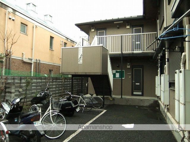 フラット目白の外観写真