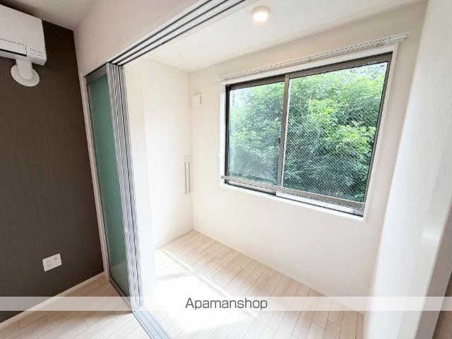 TOSHUN LUMINOUSの内装写真