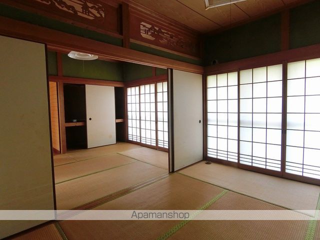 片山貸家の内装写真