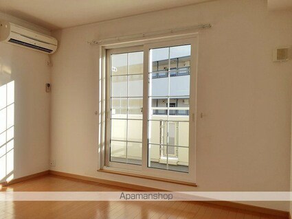 フォレスト里吉[1LDK/42.37m2]のリビング・居間