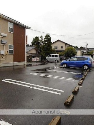 シエル　ブルー[2LDK/58.52m2]の駐車場