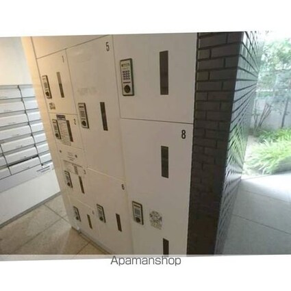 コンフォリア西新宿[1LDK/38.74m2]の共用部4