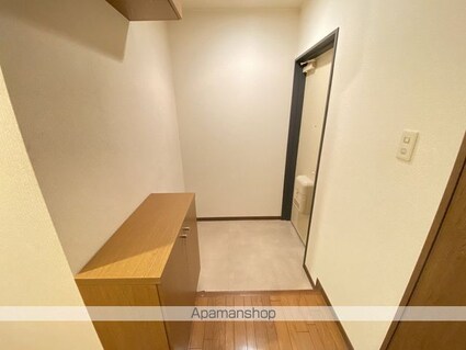 ラ・ヴィーダ高道[2LDK/62.79m2]の玄関