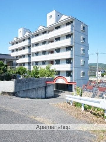 グランシャリオ津高弐番館の外観写真