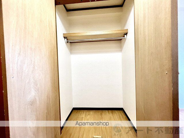 伊予鉄道本町線 本町六丁目駅 徒歩9分 4階建 築29年の内装写真
