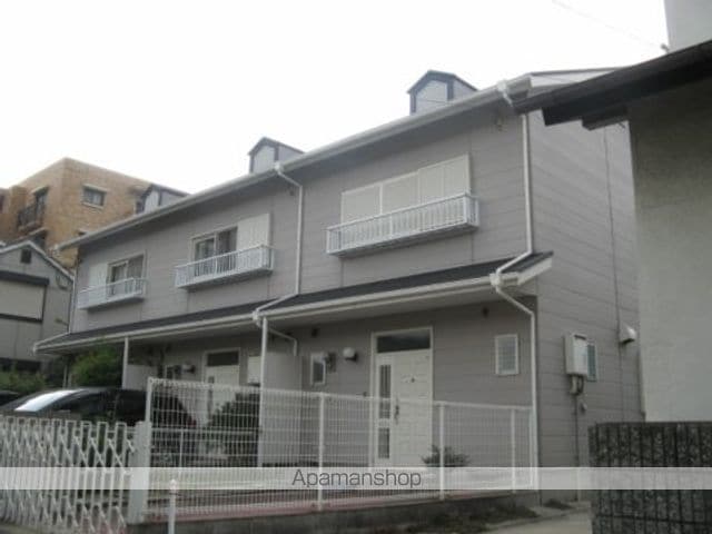 親王塚テラスハウス