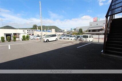 スバルハイツ[1K/19.87m2]の駐車場