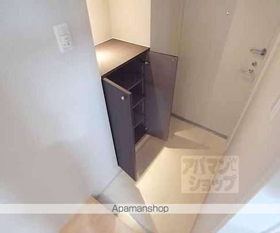 Villa Vista Daigo 南棟の内装写真
