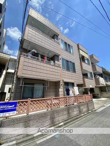 ホワイティの外観写真