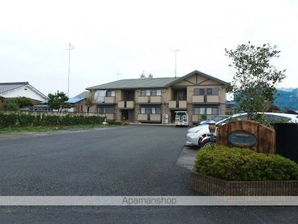 ヴィラージュ・ガーデン　ＡＢ[2LDK/55.44m2]の外観2