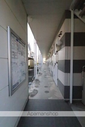 レオパレスＴ．ヴィルヌーブⅡ[1K/19.87m2]のエントランス2