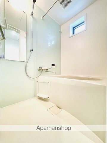 イースエーフォーの内装写真