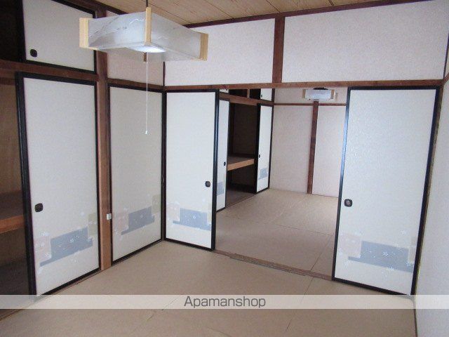 すみれ荘の内装写真