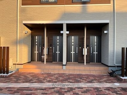 フローラ愛知川[1LDK/50.08m2]のロビー2