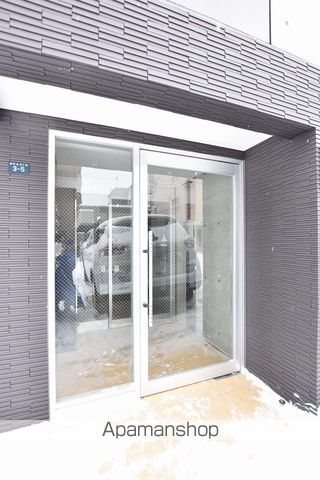 リーブル発寒南の玄関写真