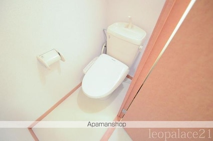 レオパレスクレール勝賀[1K/23.18m2]のトイレ