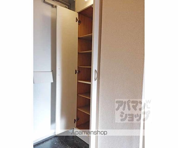 レオパレス深草の内装写真