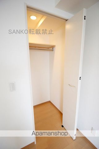 コモドNIの内装写真