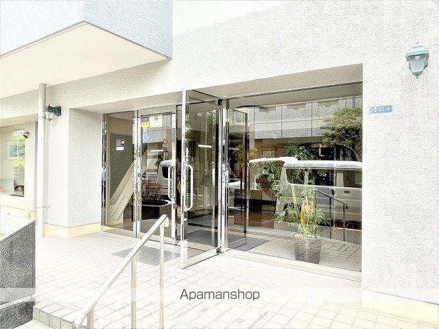 月島ハイツの玄関写真