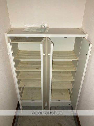 センチュリー荻野の内装写真