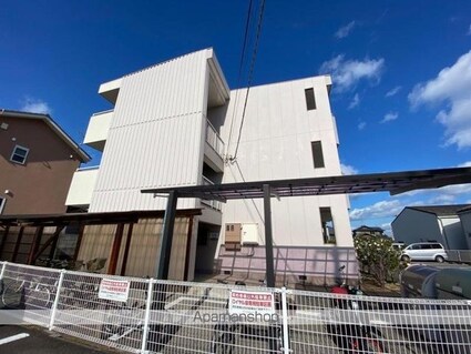 ロイヤル泉[2LDK/55.39m2]の外観2