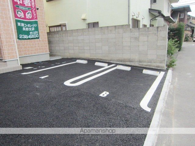 ルミエールMの外観写真
