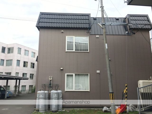 ランドマーク平岸A棟の外観写真