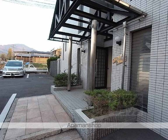 カーサフジキの玄関写真