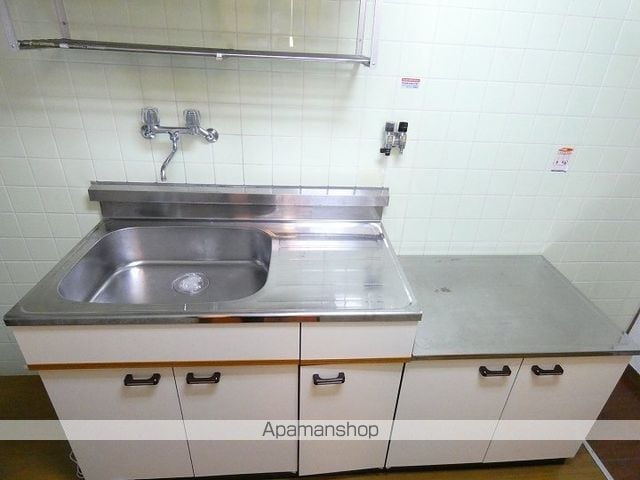 メゾンプチ鴨池の内装写真