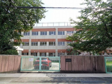 第三幸楽ビル[1K/26.4m2]の周辺3