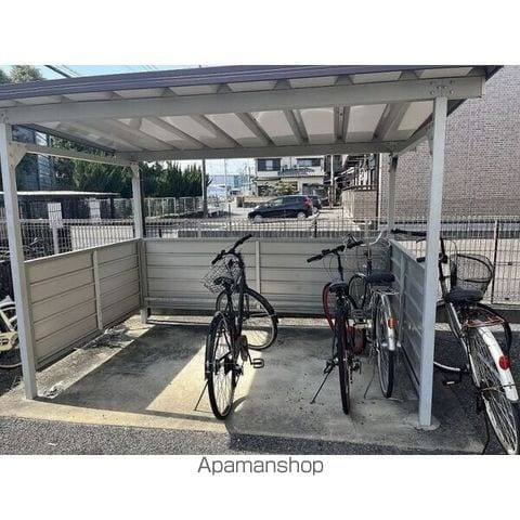 プランドールA棟の玄関写真