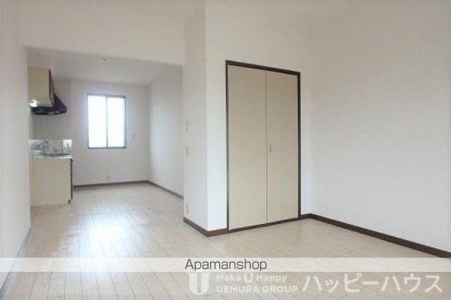 フラワーポテト正弥Iの内装写真