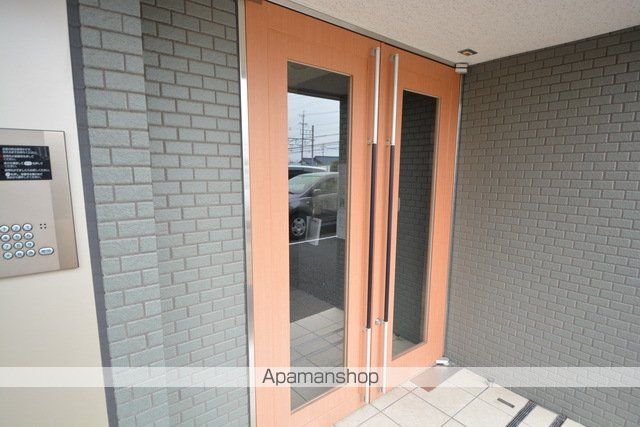 K’S 国府宮の玄関写真