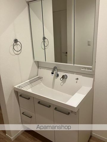 厚木市 2階建 築5年の内装写真