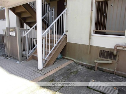 ニュー天沼マンション[2DK/41.32m2]のエントランス