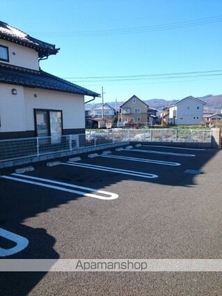 アルバルーチェ　Ｏ[1R/34.71m2]の駐車場