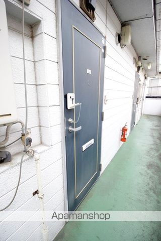 シルフィード朝霞台の玄関写真