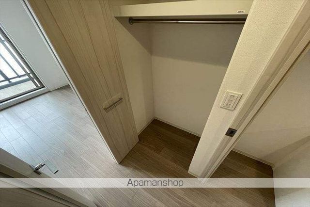 スプランディッド新大阪WESTの内装写真