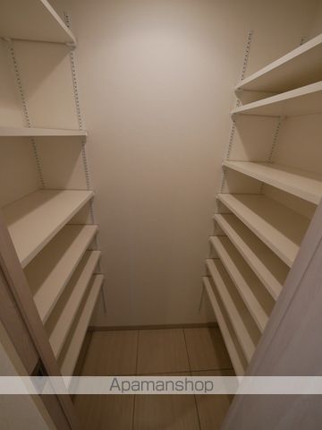 OPUS RESIDENCE SHINSAIBASHI SOUTの内装写真