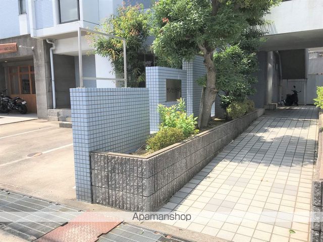 サンセリテ中町の玄関写真