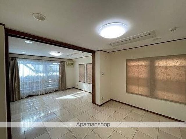 目黒区上目黒五丁目戸建の内装写真