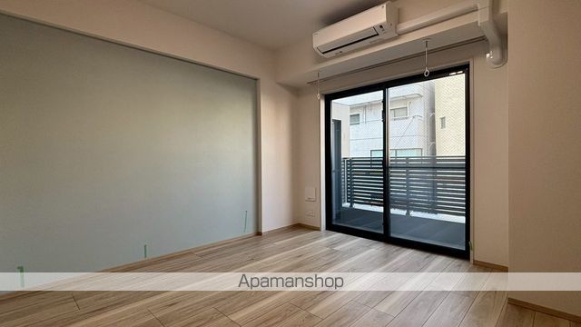 東京土地建物ビルディングの内装写真
