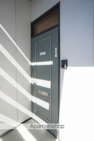 フィオーレの玄関写真