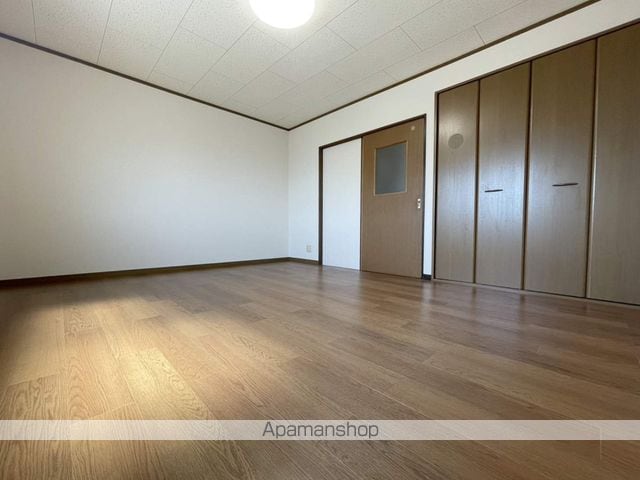 ハイツ瀬戸の内装写真